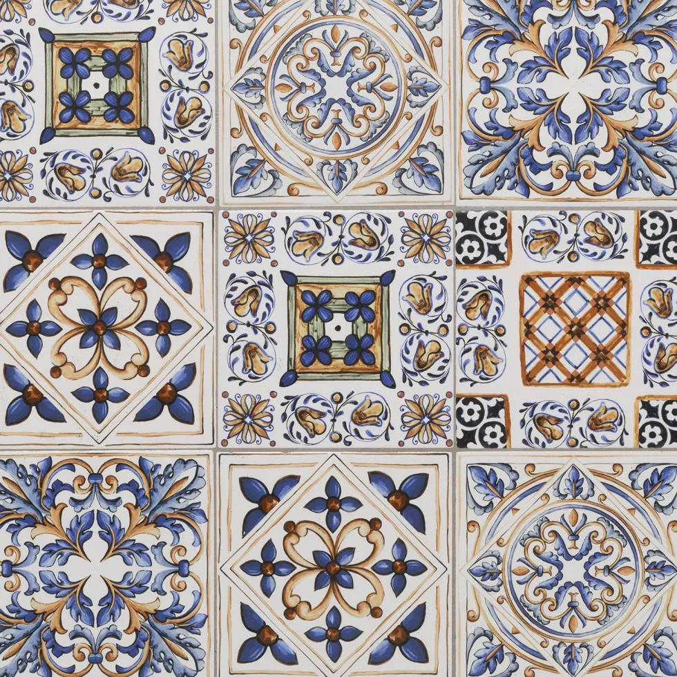 Tavolo Rettangolare in metallo nero con top maioliche Blu